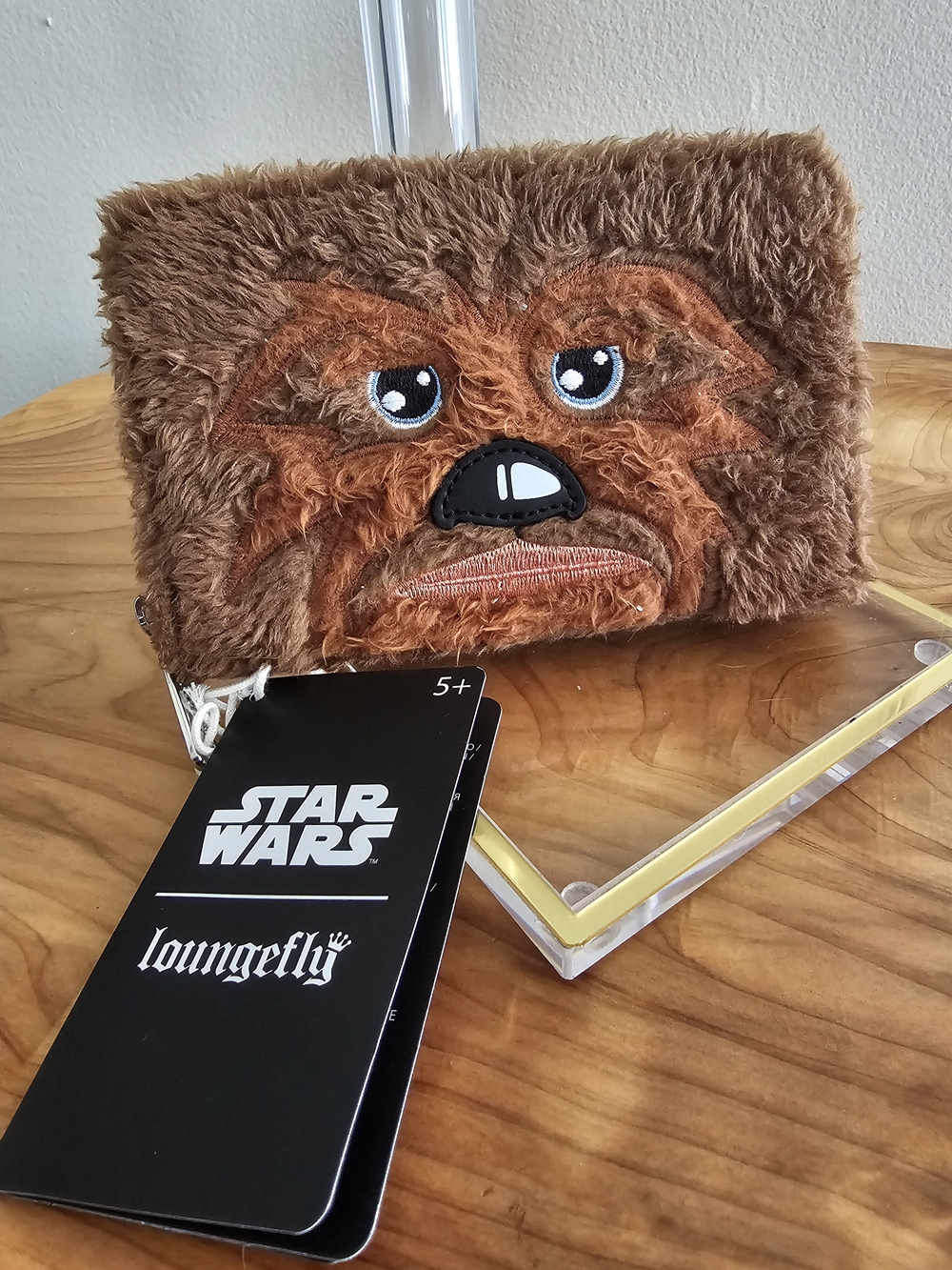 Loungefly Star Wars Chewbacca Plush Zip Wallet - Brown - Picture 3 of 6